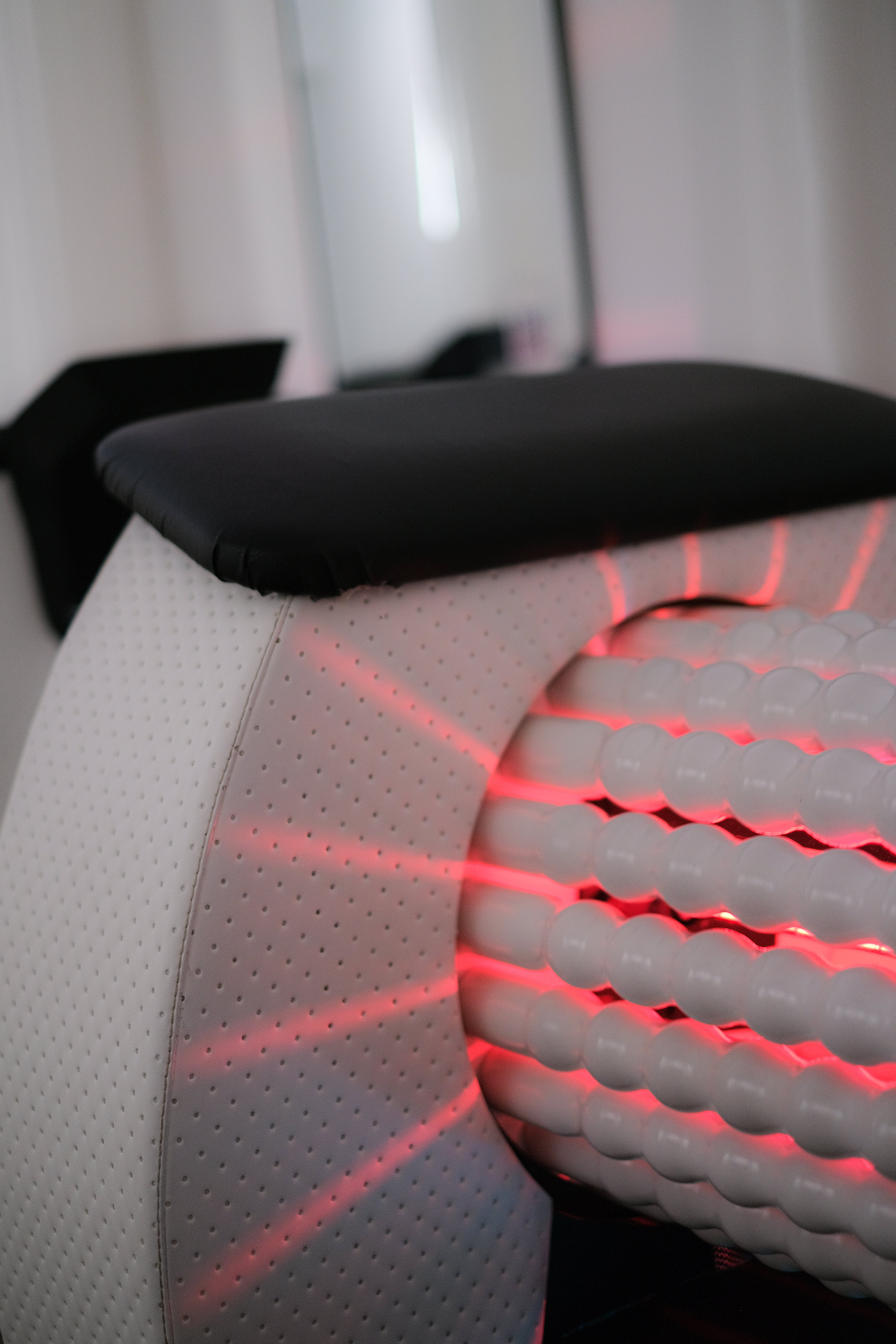 Body roll station detail