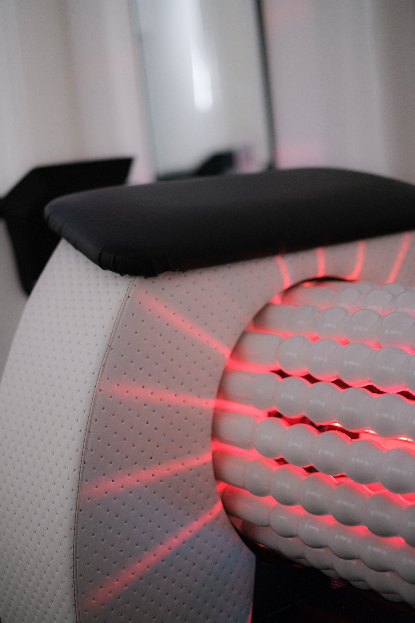 Lymphatic body roll machine session at Embod